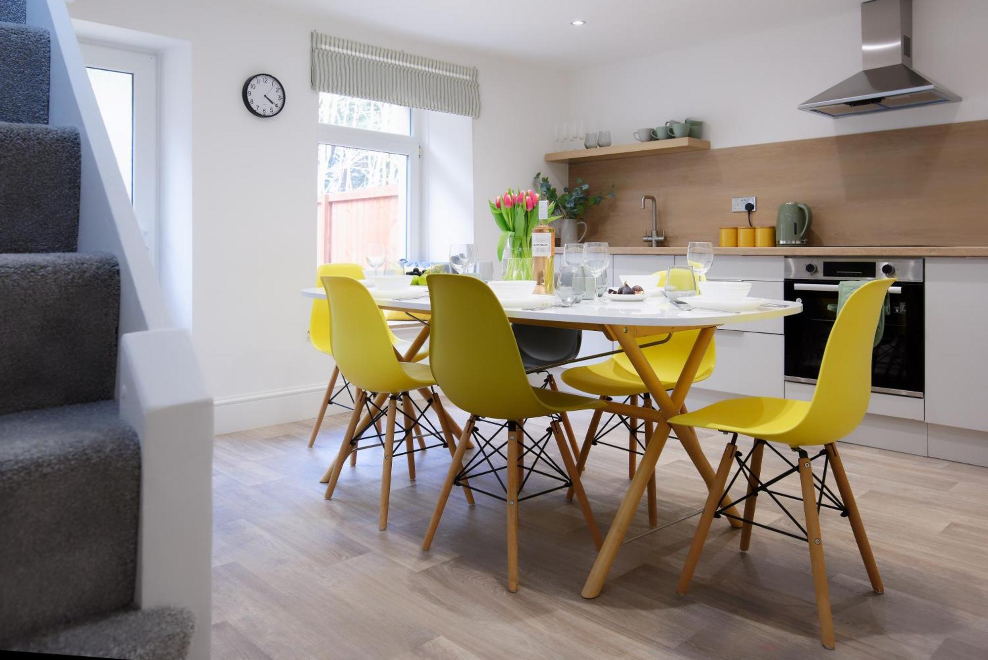 Stayright 3 Bed Home Near Hiking Trails & Parks Llwynypia Εξωτερικό φωτογραφία
